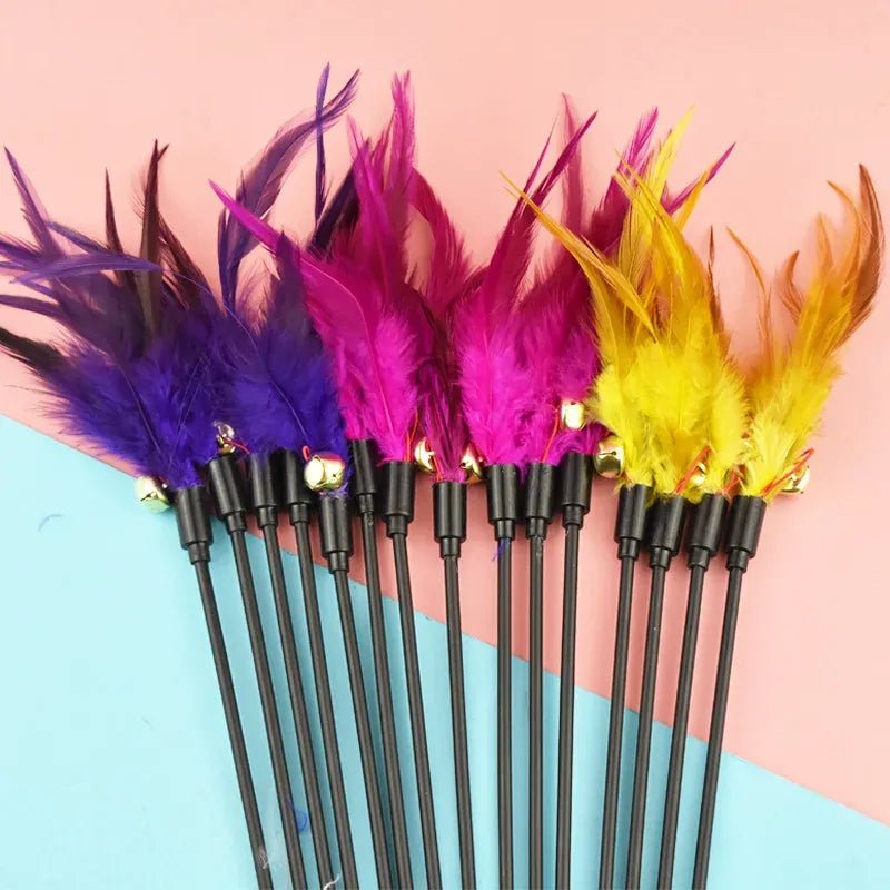 Interactive Feather Cat Toy - Random Colour - Engaging Playtime for Cats - WHISKELLO